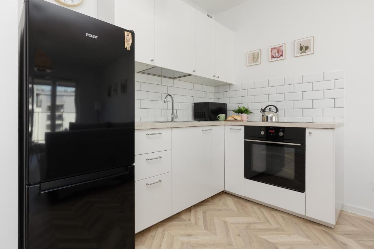 Ursus Sunny Studio For 4 Guests With Parking & Balcony By Noclegi Renters Warsaw Exterior photo