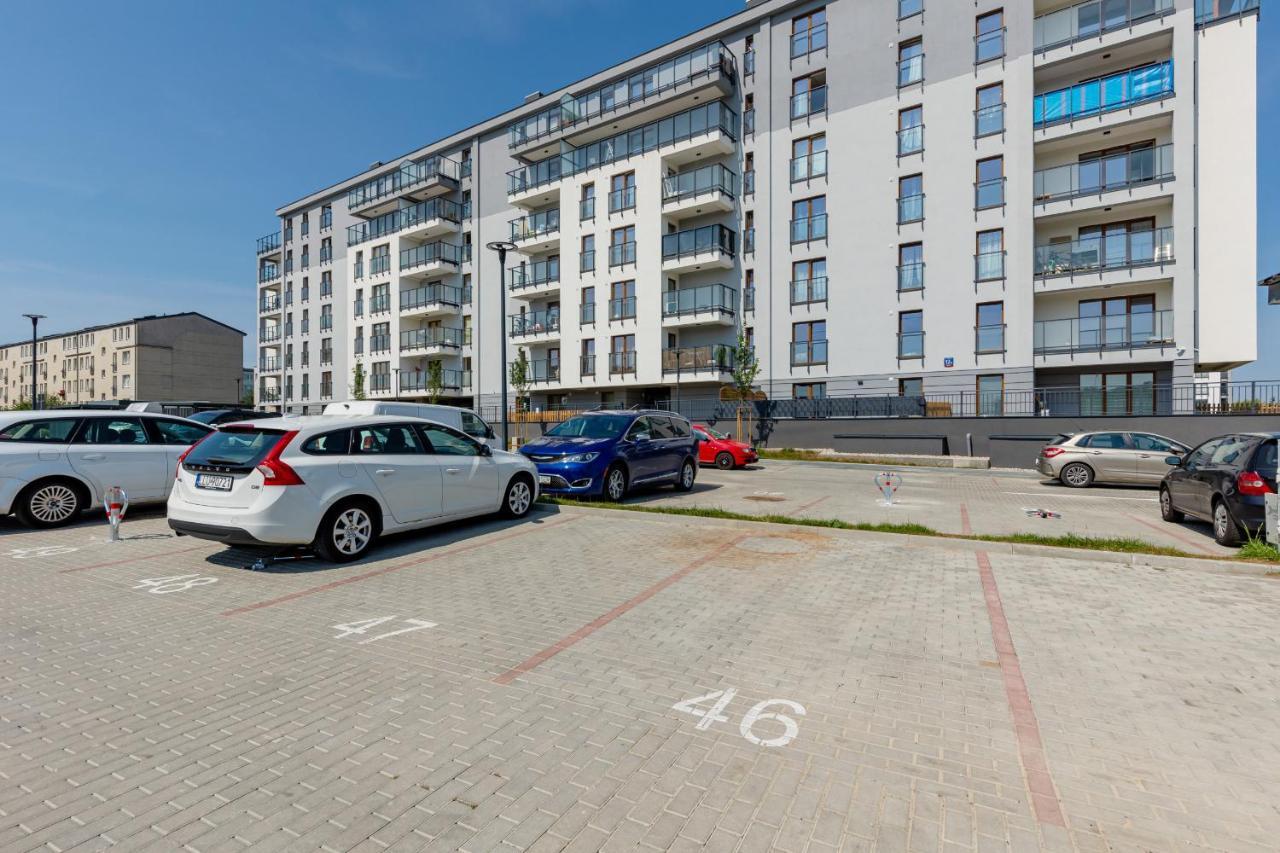 Ursus Sunny Studio For 4 Guests With Parking & Balcony By Noclegi Renters Warsaw Exterior photo
